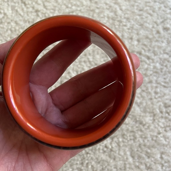 Vintage Orange Bakelite Bangle - Picture 4 of 8